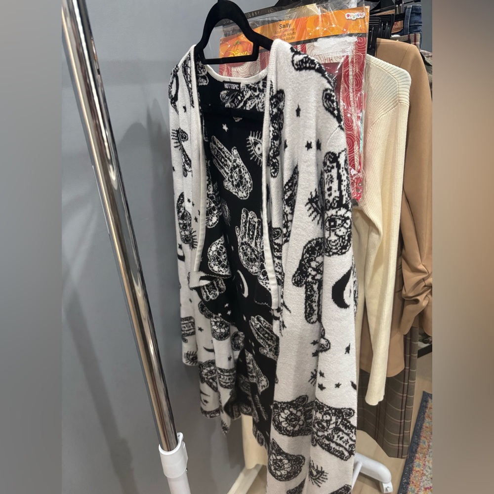 Black and White Artistic Cardigan